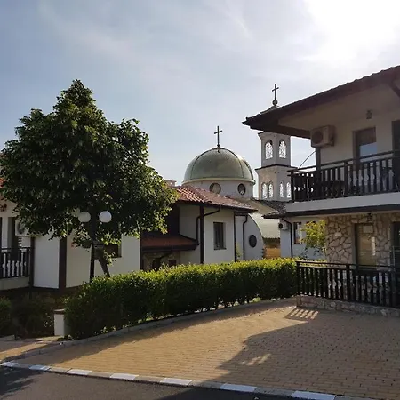 Monastery 14, St. Apartment