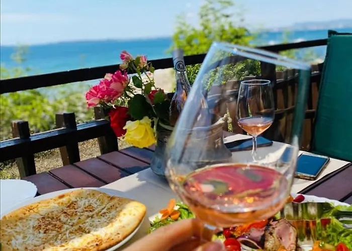 Monastery 14, St. סבטי ולאס