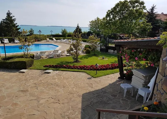 Monastery 14, St. סבטי ולאס